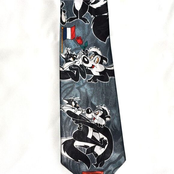 Studio 880 Vintage 1990's Pepe le Pew Love Is In The Air Silk Tie - Picture 2 of 3